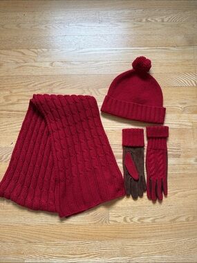 Banana Republic Red Cable-Knit Hat, Scarf & Glove Set for Kids
